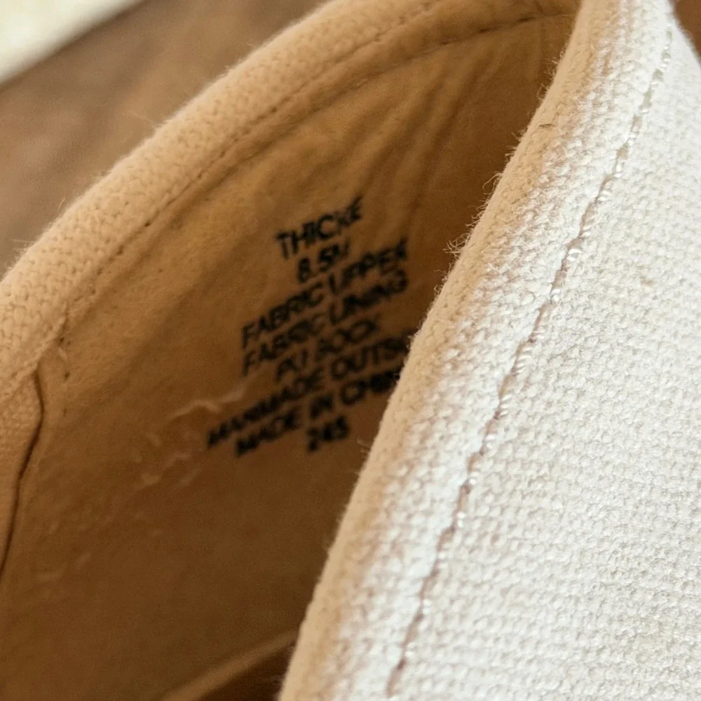 Madden Girl measurements heel